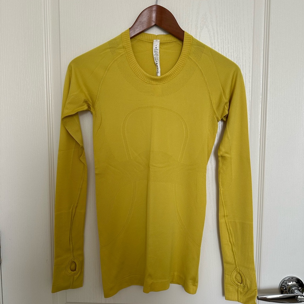 Lululemon Swiftly Tech Long Sleeve Shirt